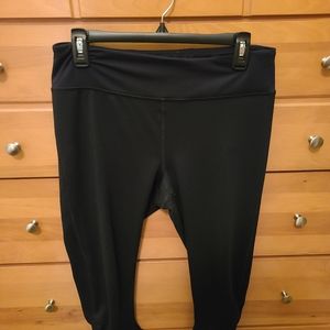 Gaiam capri leggings